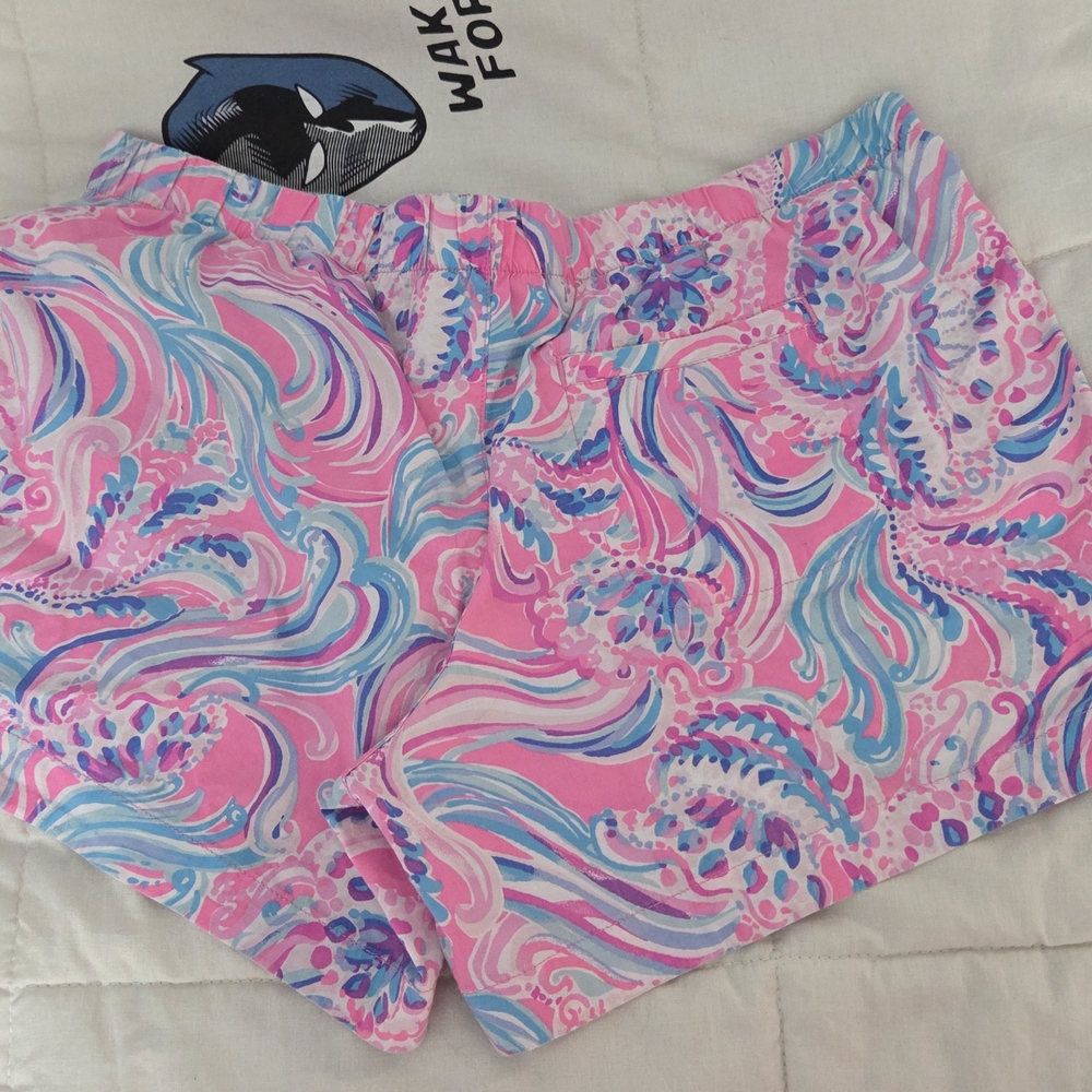 Lilly Pulitzer Vibrant Pink and Blue Swirl Shorts - Picture 2 of 3